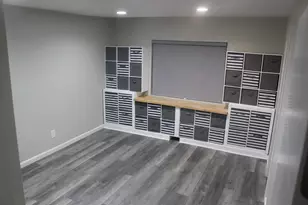 Bentley Ave, Sacramento, CA 95823 - Photo 25