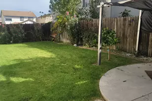 7140 Rotella Dr, Sacramento, CA 95824 - Photo 23
