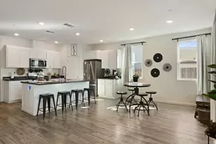 404 Central Pacific St, Lathrop, CA 95330 - Photo 7