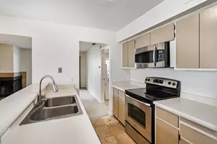 750 Del Verde Cir, Sacramento, CA 95833 - Photo 21