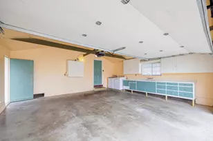 6920 Maita Cir, Sacramento, CA 95820 - Photo 25