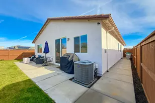 1720 E Bullock, Woodland, CA 95776 - Photo 29