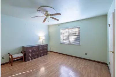 5876 Calvine Road, Sacramento, CA 95823 - Photo 17