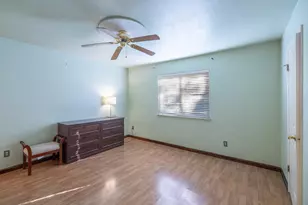 5876 Calvine Rd, Sacramento, CA 95823 - Photo 17