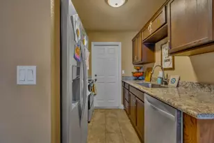 618 14th St, Sacramento, CA 95814 - Photo 9