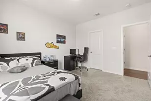 912 NE Loon St, Lathrop, CA 95330 - Photo 13