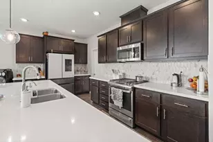 912 NE Loon St, Lathrop, CA 95330 - Photo 35