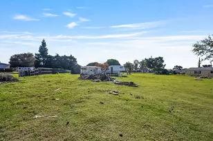 633 W Greenway Ave, Turlock, CA 95380 - Photo 29