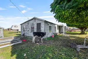 633 W Greenway Ave, Turlock, CA 95380 - Photo 13