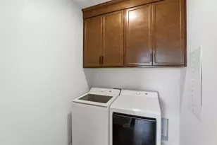 8460 Viborg Ln, Elk Grove, CA 95758 - Photo 9