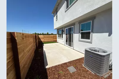 8456 Viborg Lane, Elk Grove, CA 95758 - Photo 13