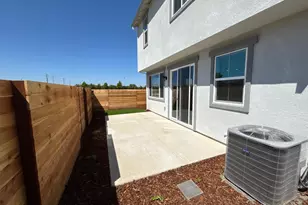 8456 Viborg Ln, Elk Grove, CA 95758 - Photo 13