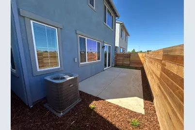 8461 Viborg Lane, Elk Grove, CA 95758 - Photo 11