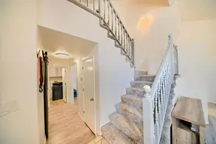 719 Summit Lakes Way, Galt, CA 95632 - Photo 9