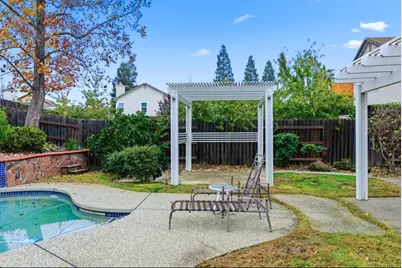 1417 Calle Las Casas, Roseville, CA 95747 - Photo 29