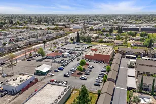 1355 N Main St, Manteca, CA 95336 - Photo 5