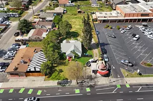 1355 N Main St, Manteca, CA 95336 - Photo 23