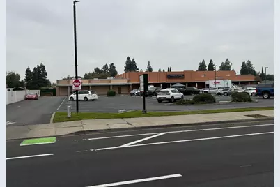1355 N Main Street, Manteca, CA 95336 - Photo 1