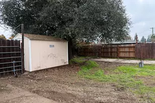 1223 Poplar St, Oakdale, CA 95361 - Photo 11