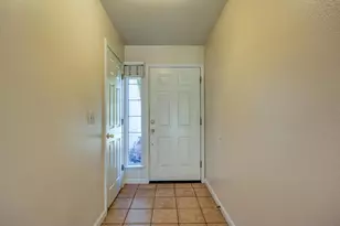 304 Manor Dr, Ione, CA 95640 - Photo 5