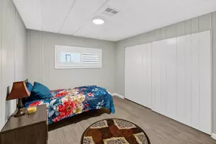 N Maple Leaf Ln, Sacramento, CA 95828 - Photo 21