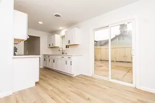 2016 Scotch Pine Dr, Modesto, CA 95351 - Photo 11