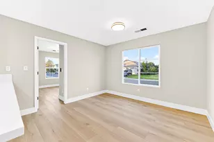 7481 Splendid Way, Elk Grove, CA 95758 - Photo 15