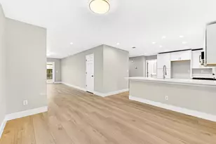 7481 Splendid Way, Elk Grove, CA 95758 - Photo 7