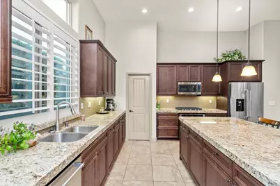 921 Hackberry Avenue, Modesto, CA 95350 - Photo 15