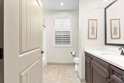 921 Hackberry Avenue, Modesto, CA 95350 - Photo 25