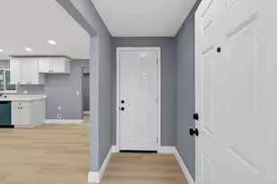 6568 Juneau Way, North Highlands, CA 95660 - Photo 3