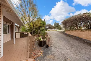 252 Poet Smith Dr, Auburn, CA 95603 - Photo 5