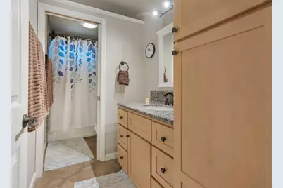 514 Tisdell Drive, Waterford, CA 95386 - Photo 17