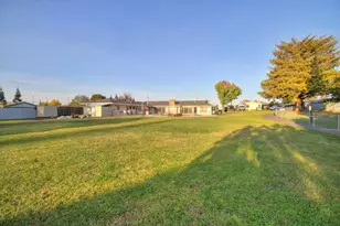 Gold Dust Dr, Sacramento, CA 95842 - Photo 31