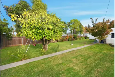 1130 Janey Way, Sacramento, CA 95819 - Photo 9