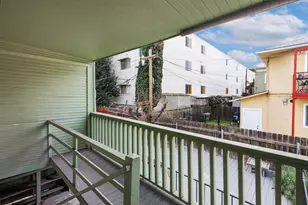 2204 10th St, Sacramento, CA 95818 - Photo 37