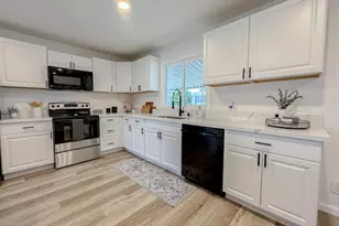 Sylmar Ln, Sacramento, CA 95842 - Photo 13