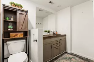 8032 Rusch Dr, Citrus Heights, CA 95621 - Photo 19