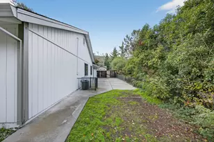 825 Mount Ranier Way, El Dorado Hills, CA 95762 - Photo 39