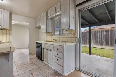 1205 Kara Lane, Modesto, CA 95355 - Photo 13