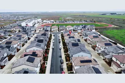 8250 Ocho Way, Elk Grove, CA 95757 - Photo 17