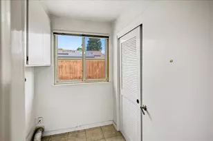 8020 Ramblewood Way, Citrus Heights, CA 95621 - Photo 17