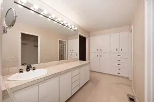 1106 Commons Dr, Sacramento, CA 95825 - Photo 29