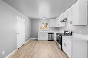 6623 Prentiss Dr, Sacramento, CA 95823 - Photo 7