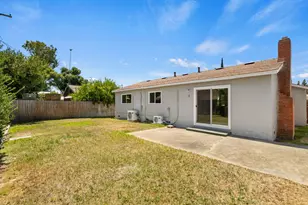 6623 Prentiss Dr, Sacramento, CA 95823 - Photo 11