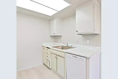 2316 Villanova Circle, Sacramento, CA 95825 - Photo 19