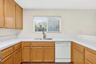 12 Allard Ct, Sacramento, CA 95835 - Photo 23