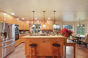 17266 Hillside Dr, Lodi, CA 95240 - Photo 13