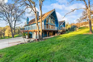 10922 E Lime Kiln Rd, Grass Valley, CA 95949 - Photo 3