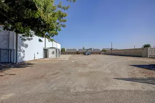 19903 W First St, Hilmar, CA 95324 - Photo 3